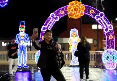 Adornos luminosos para d&iacute;a de los muertos