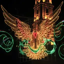 Ornamentación luminosa de Fiestas Patrias
